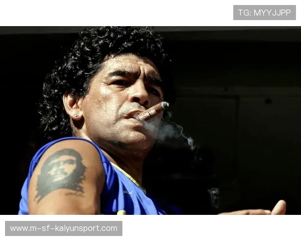 马特乌斯热评马拉多纳：真正的足球之王！，足球王马拉多纳简历